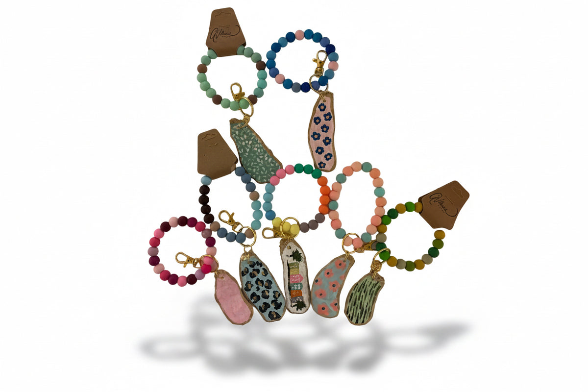 Silicone bead keychain bracelet