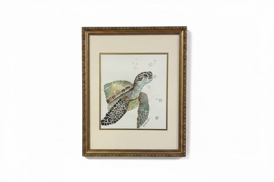 Swimming sea turtle