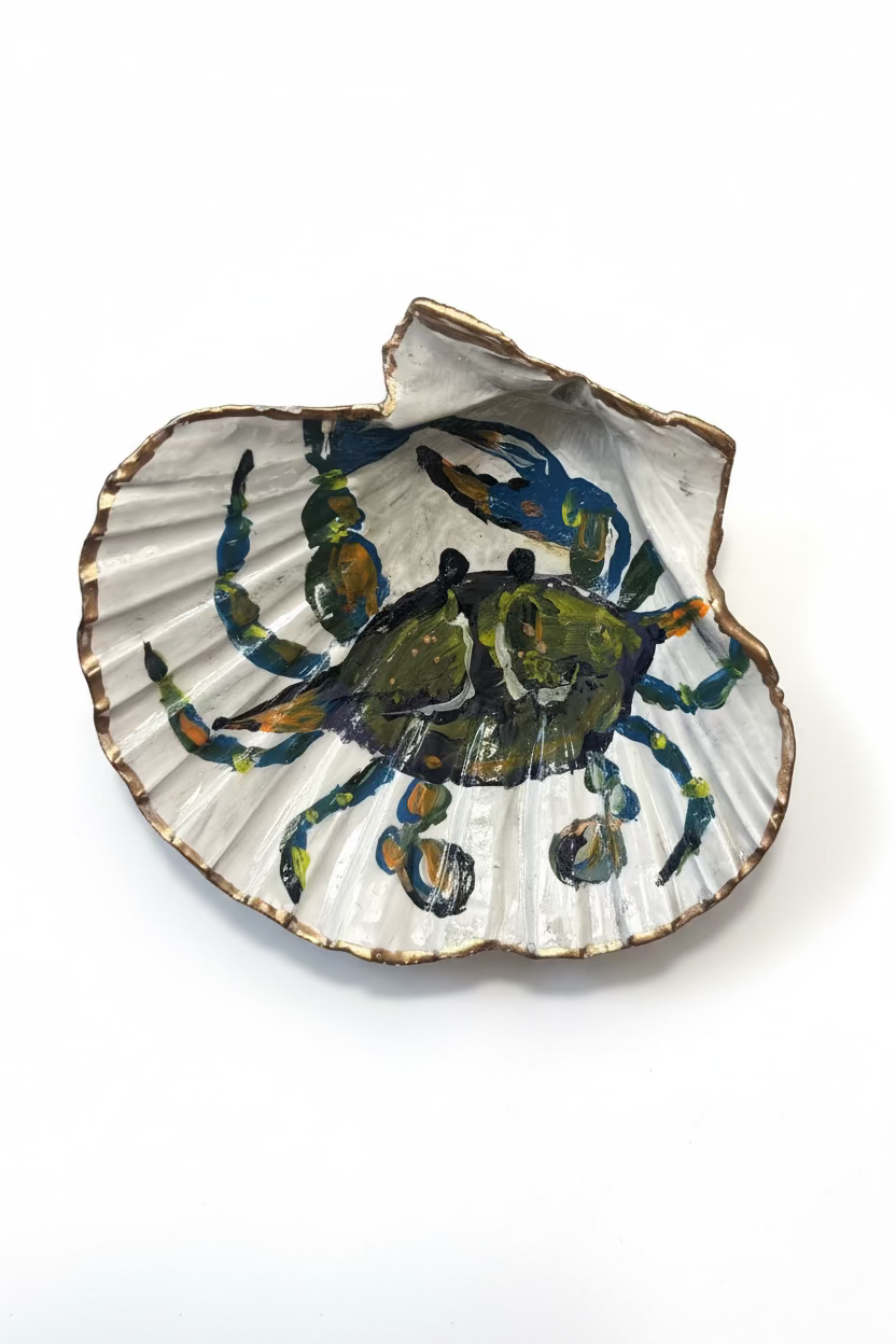 Clam shell trinket dish